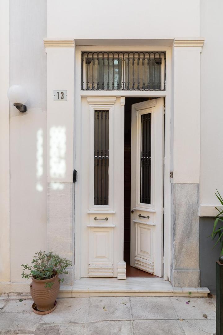 Athenian Getaway Villa In Plaka With Acropolis View By Athenian Homes Экстерьер фото